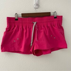 Patagonia Santa Ana Women's Board Shorts 2" length Slim Fit Surfing Size XL